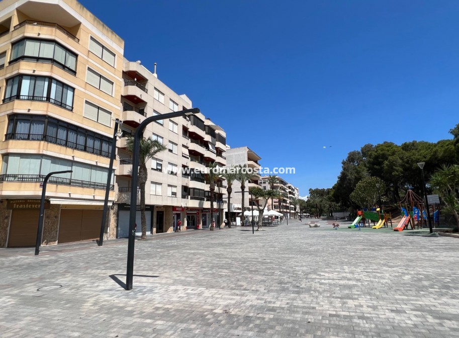 Sale - Apartment / flat - Guardamar del Segura