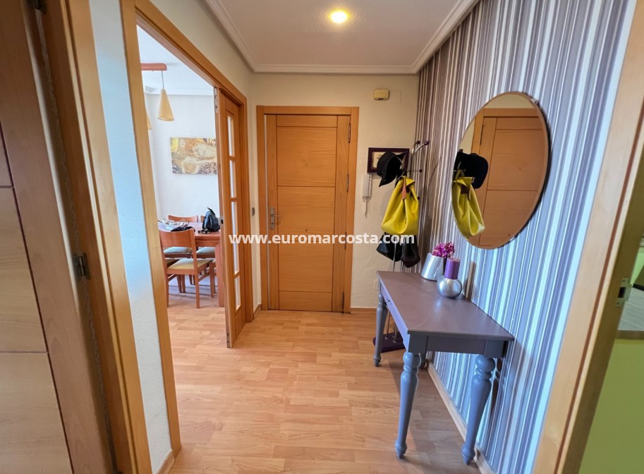 Sale - Apartment / flat - Guardamar del Segura