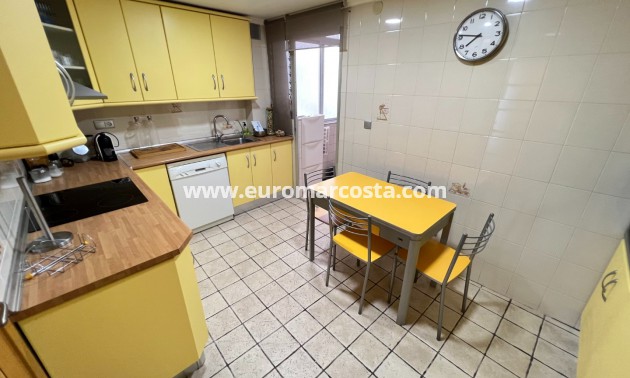 Sale - Apartment / flat - Guardamar del Segura