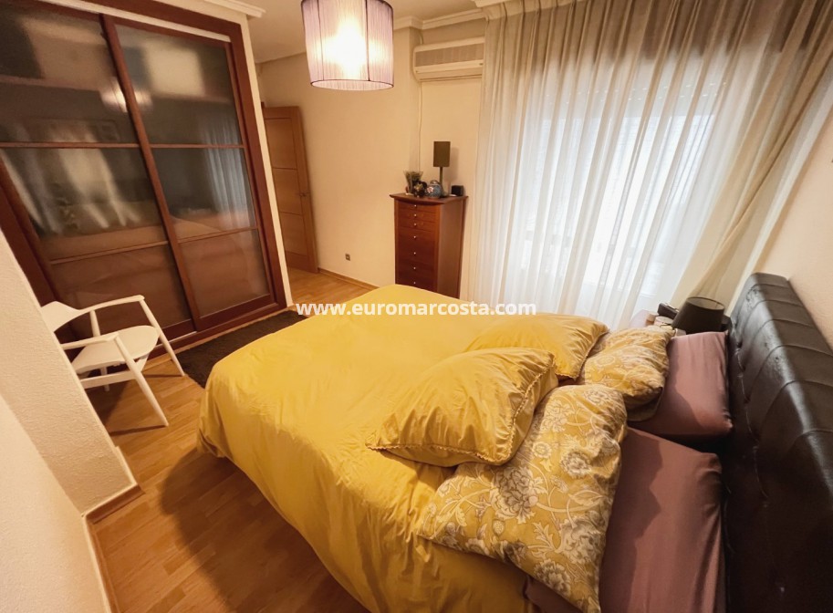 Sale - Apartment / flat - Guardamar del Segura