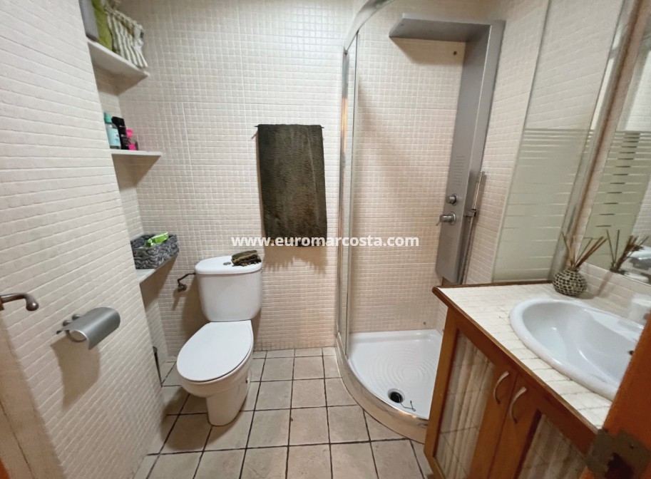 Sale - Apartment / flat - Guardamar del Segura