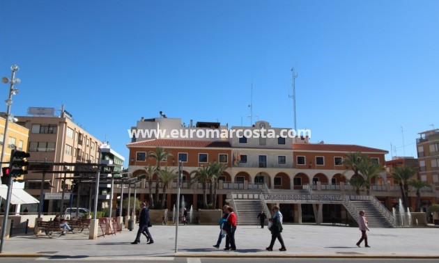 Sale - Apartment / flat - Guardamar del Segura