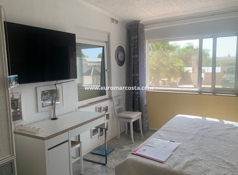 Sale - Bungalow - Campoamor