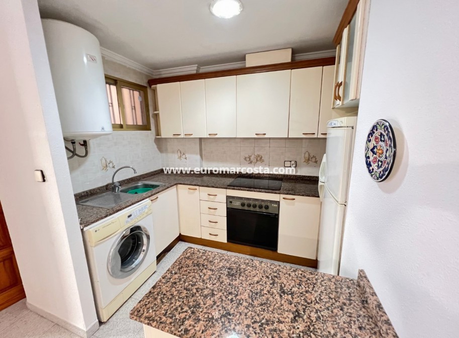 Sale - Apartment / flat - La Mata