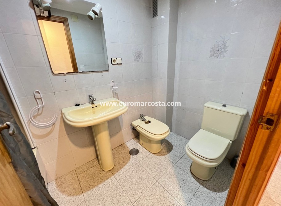 Sale - Apartment / flat - La Mata