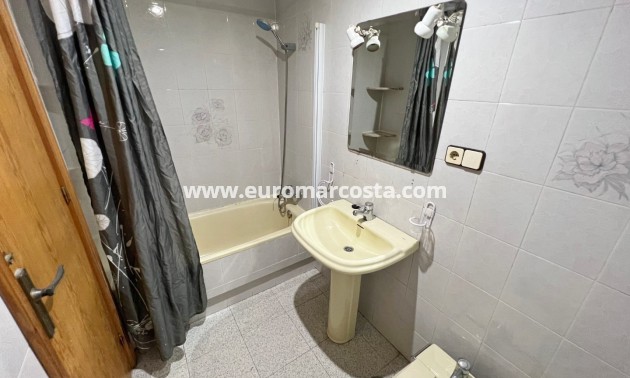 Sale - Apartment / flat - La Mata