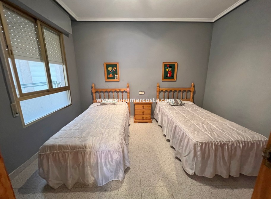 Sale - Apartment / flat - La Mata