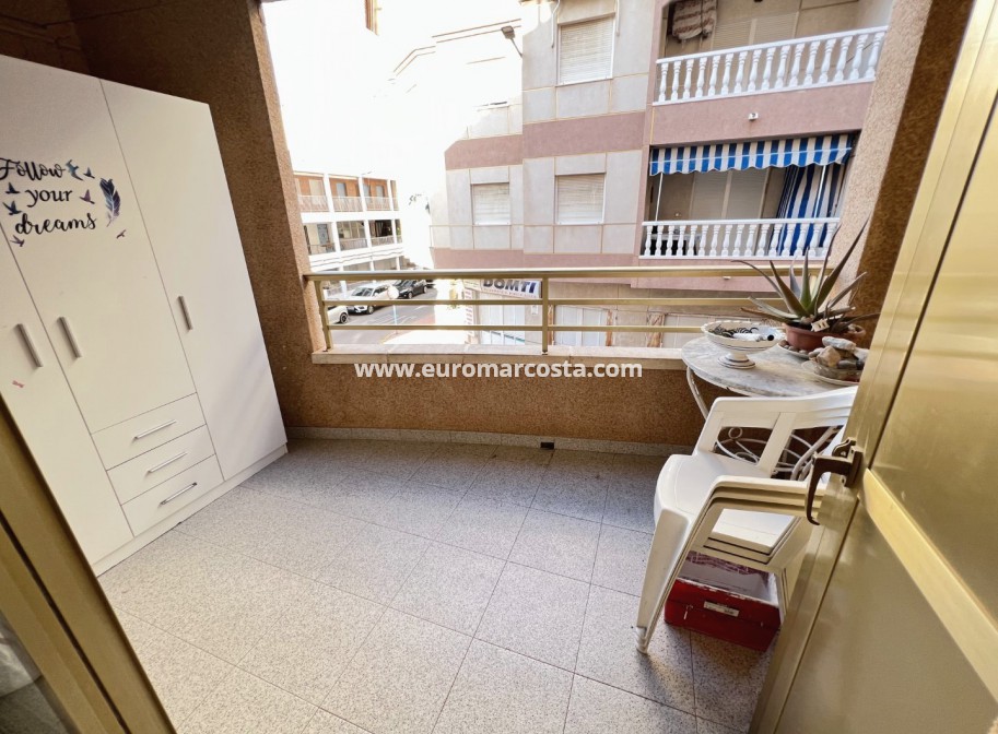 Sale - Apartment / flat - La Mata