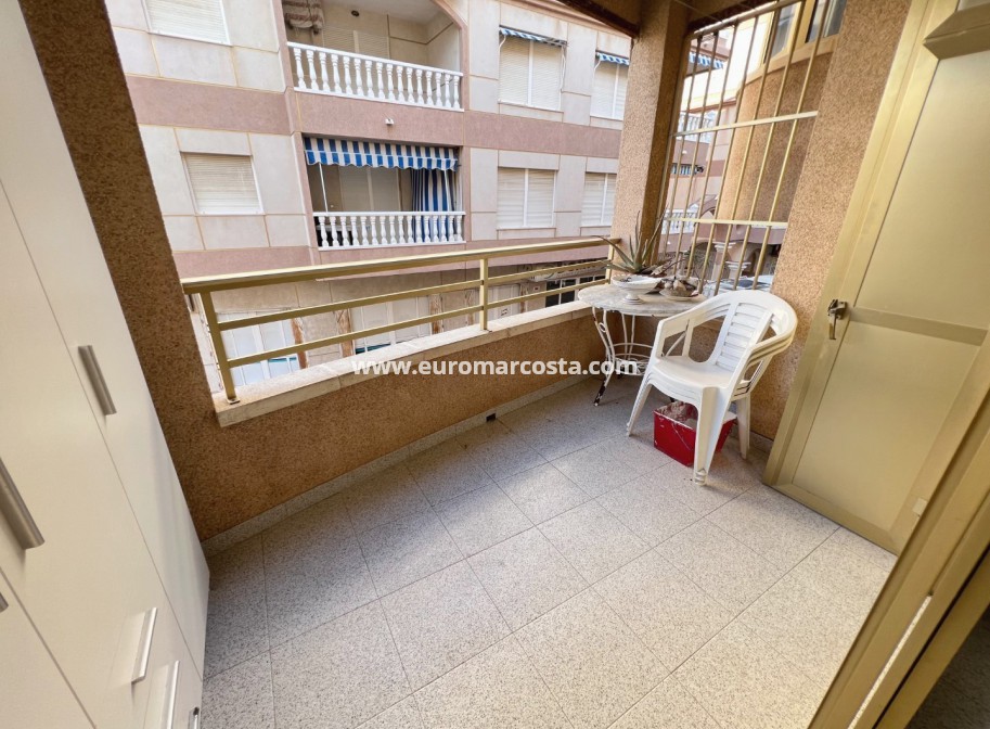 Sale - Apartment / flat - La Mata