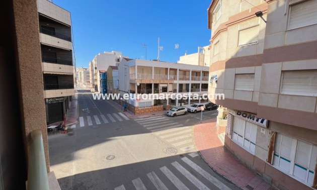 Sale - Apartment / flat - La Mata