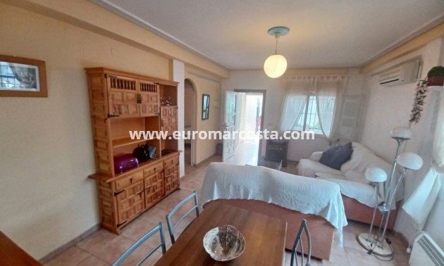 Sale - Apartment / flat - Orihuela Costa