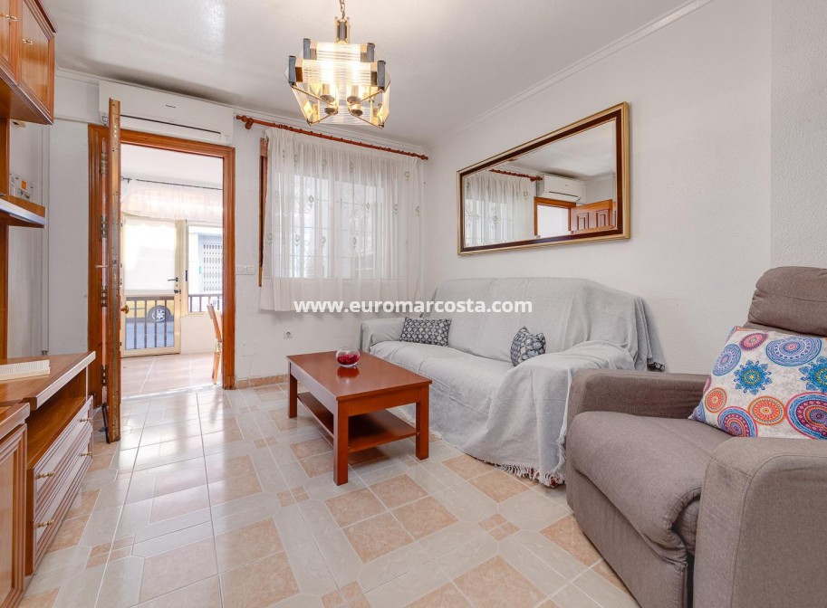 Venta - Adosado - Torrevieja - TORREVIEJA