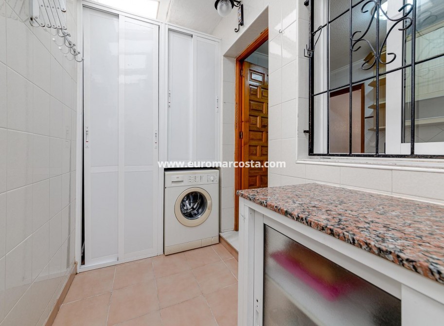 Venta - Adosado - Torrevieja - TORREVIEJA