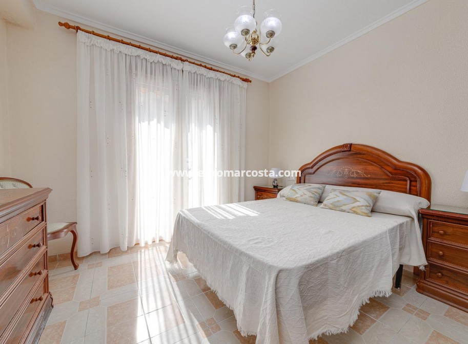 Venta - Adosado - Torrevieja - TORREVIEJA