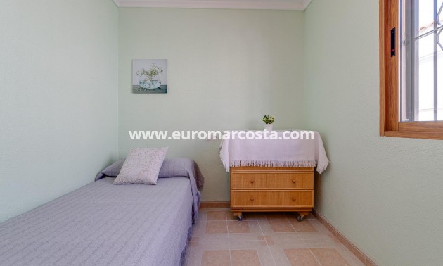 Venta - Adosado - Torrevieja - TORREVIEJA