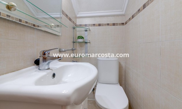 Venta - Adosado - Torrevieja - TORREVIEJA