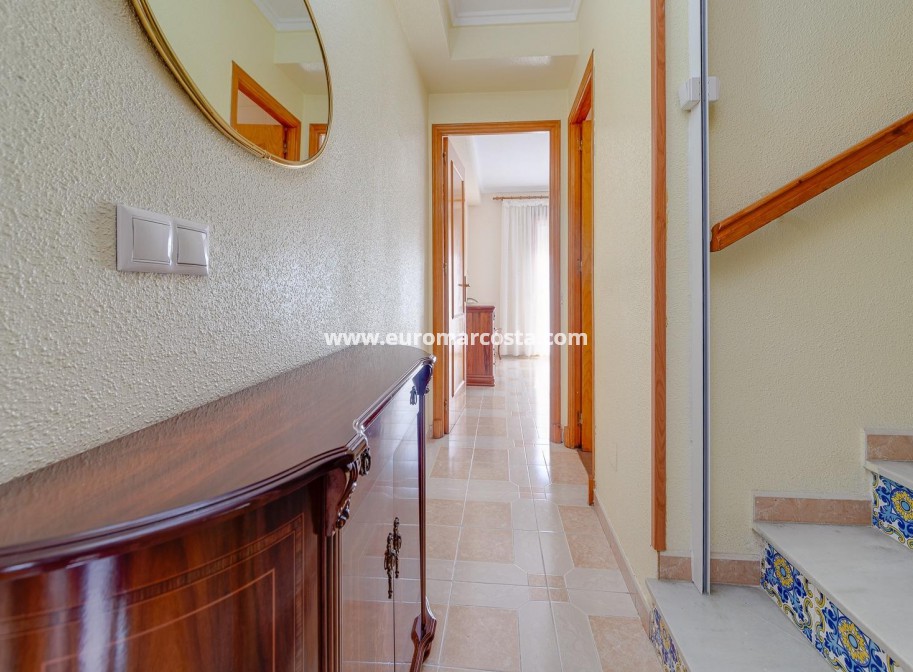 Venta - Adosado - Torrevieja - TORREVIEJA