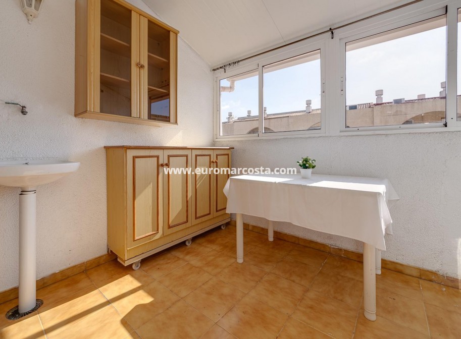 Venta - Adosado - Torrevieja - TORREVIEJA