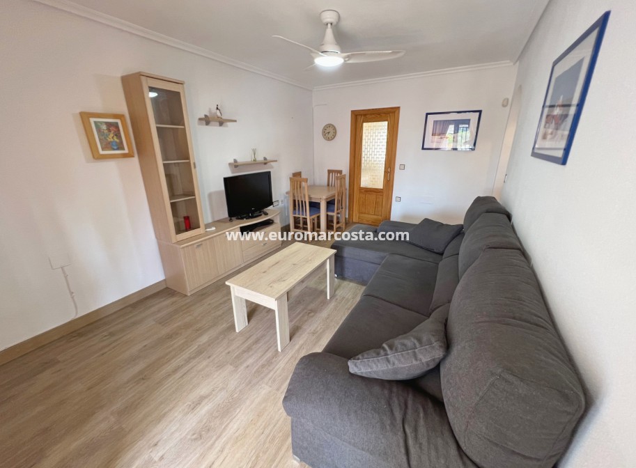 Sale - Bungalow Planta Alta - Los Montesinos
