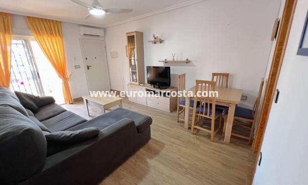 Sale - Bungalow Planta Alta - Los Montesinos