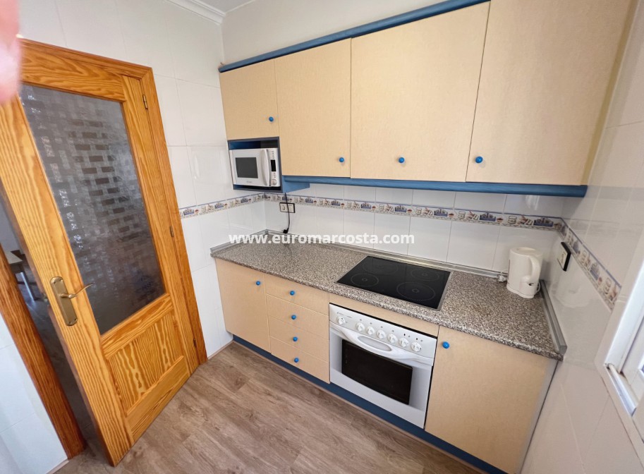 Sale - Bungalow Planta Alta - Los Montesinos