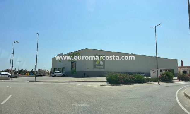 Sale - Bungalow Planta Alta - Los Montesinos