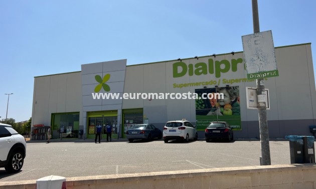 Sale - Bungalow Planta Alta - Los Montesinos