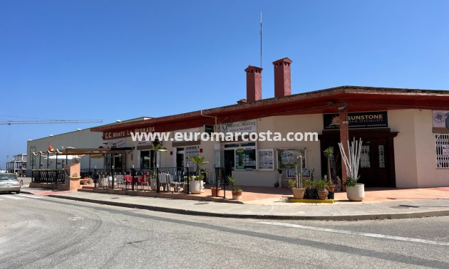 Sale - Bungalow Planta Alta - Los Montesinos