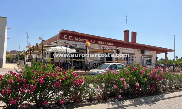 Sale - Bungalow Planta Alta - Los Montesinos