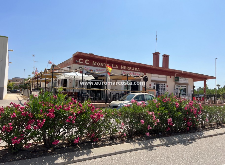 Sale - Bungalow Planta Alta - Los Montesinos