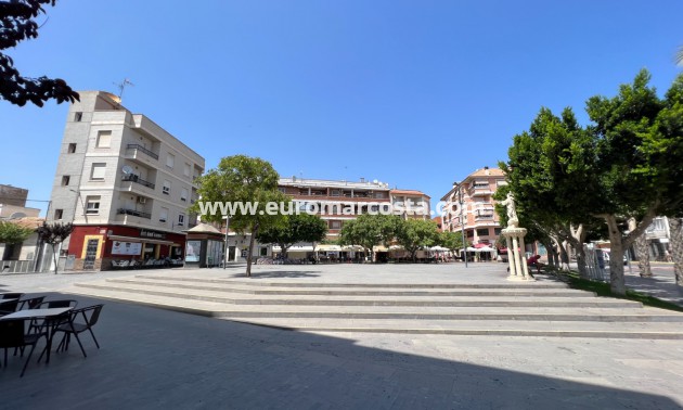 Sale - Bungalow Planta Alta - Los Montesinos