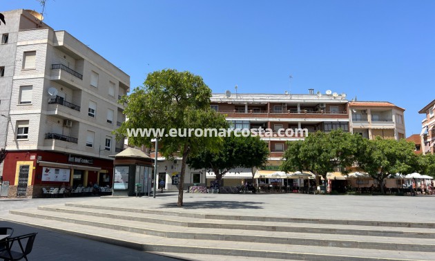 Sale - Bungalow Planta Alta - Los Montesinos