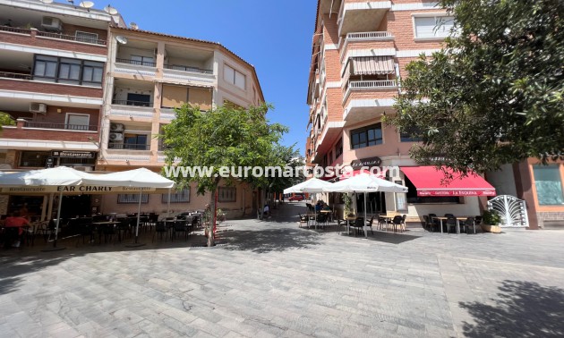 Sale - Bungalow Planta Alta - Los Montesinos