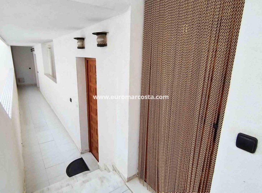 Objekte zum Wiederverkauf - Wohnung - Torrevieja - TORREVIEJA