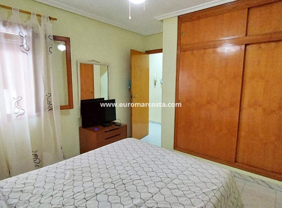 Objekte zum Wiederverkauf - Wohnung - Torrevieja - TORREVIEJA