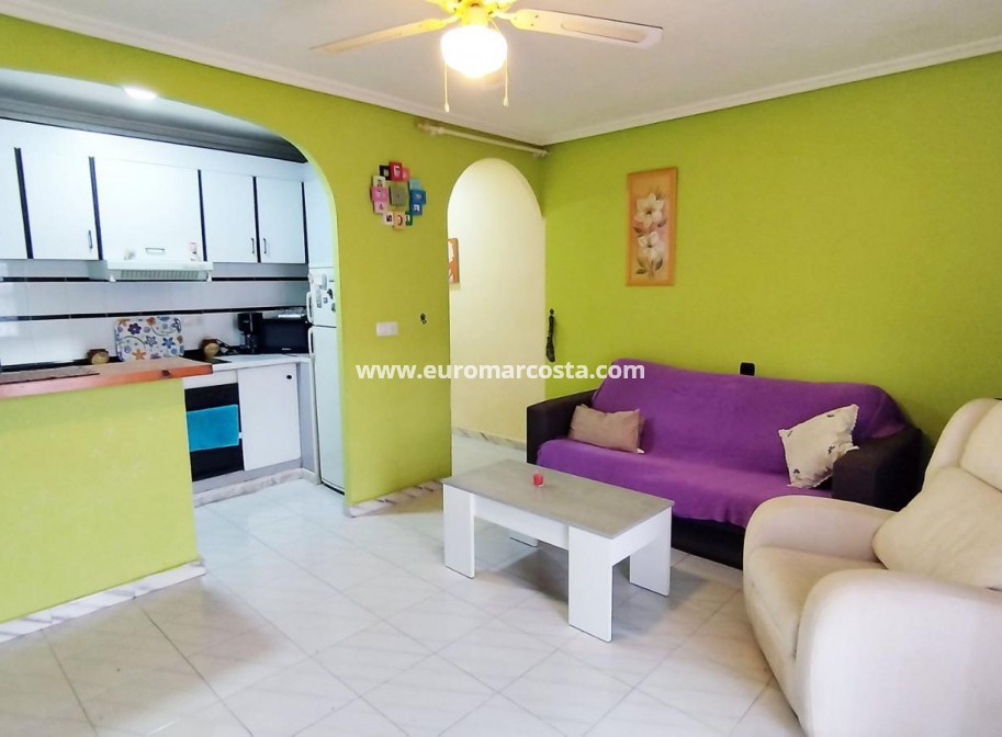 Objekte zum Wiederverkauf - Wohnung - Torrevieja - TORREVIEJA