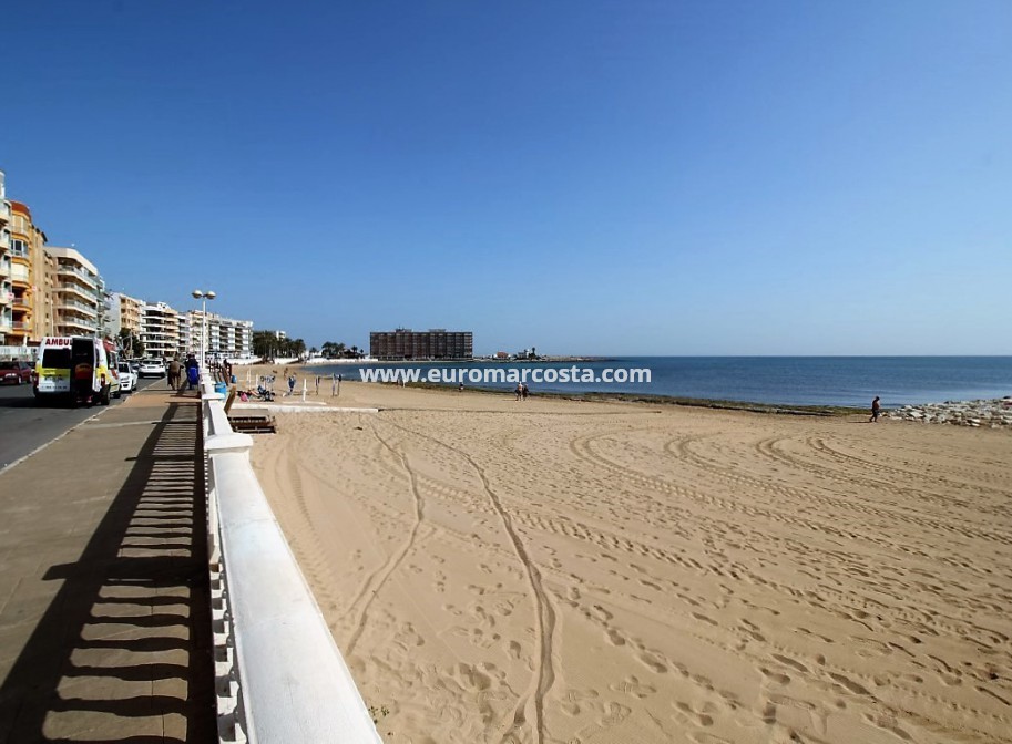 Venta - Bungalow Planta Alta - Torrevieja - TORREVIEJA