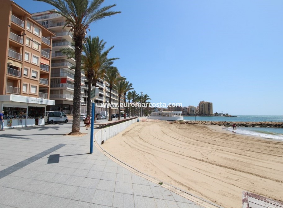 Venta - Bungalow Planta Alta - Torrevieja - TORREVIEJA