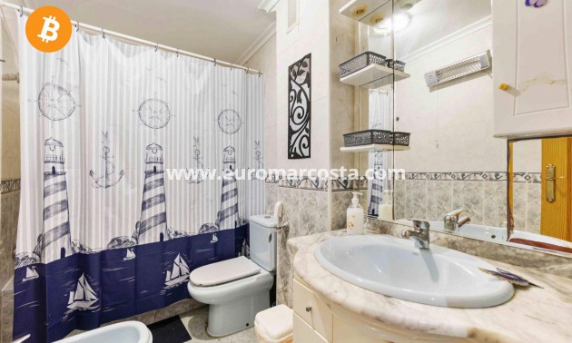 Venta - Apartamento / piso - Torrevieja - TORREVIEJA