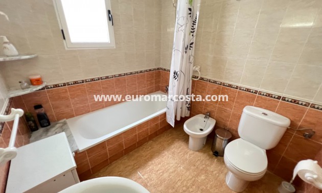 Venta - Apartamento / piso - Guardamar del Segura