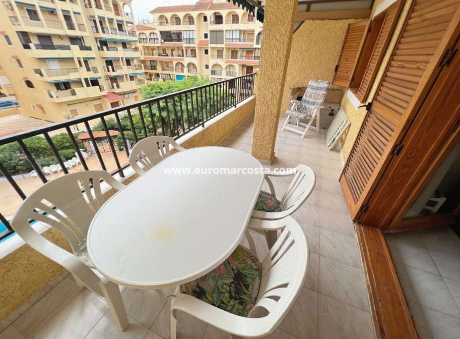 Sale - Apartment / flat - La Mata