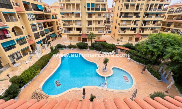 Sale - Apartment / flat - La Mata