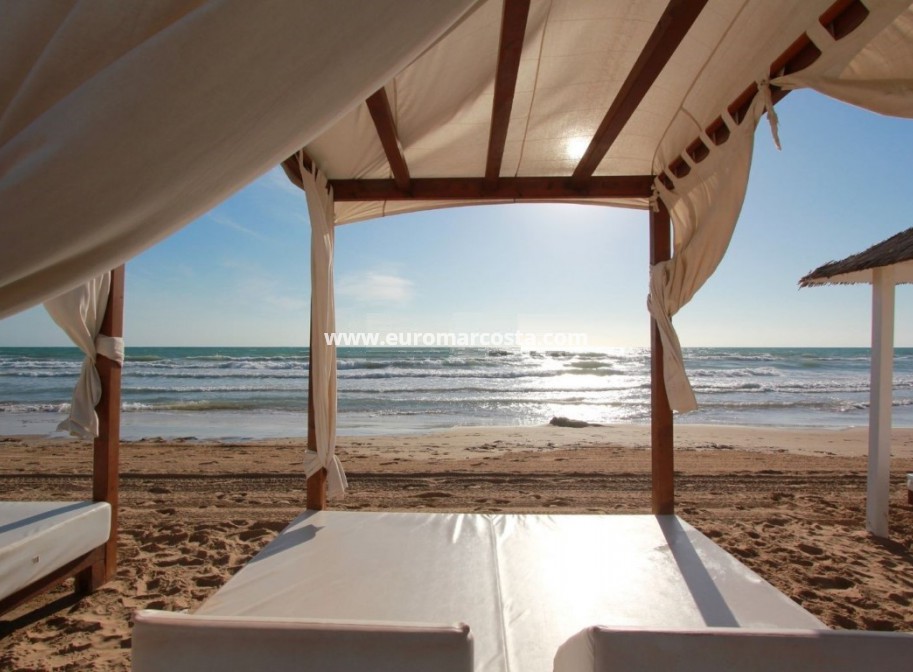 Sale - Apartment / flat - La Mata
