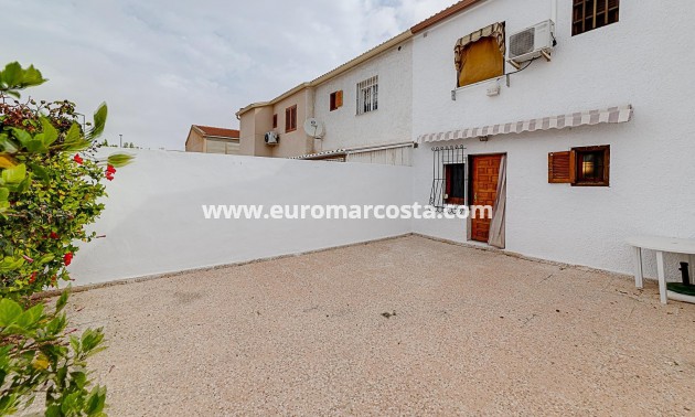 Venta - Bungalow Planta Baja - Torrevieja - TORREVIEJA