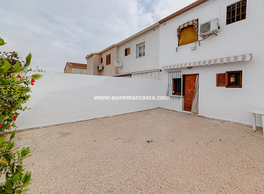 Venta - Bungalow Planta Baja - Torrevieja - TORREVIEJA
