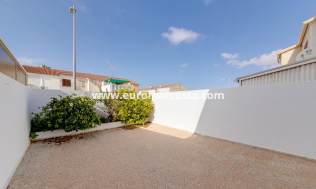 Venta - Bungalow Planta Baja - Torrevieja - TORREVIEJA