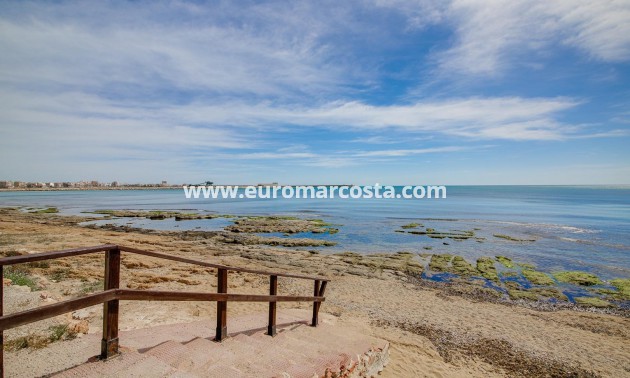 Venta - Bungalow Planta Baja - Torrevieja - TORREVIEJA