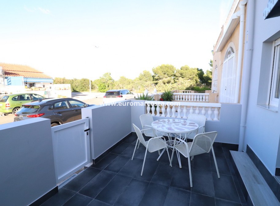 Sale - Townhouse - Torrevieja - TORREVIEJA