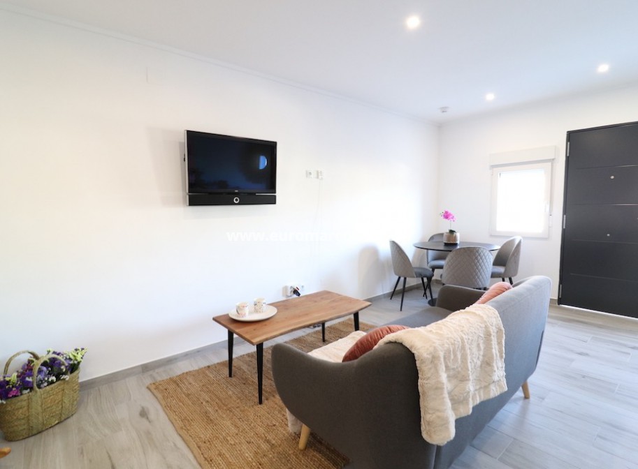 Sale - Townhouse - Torrevieja - TORREVIEJA