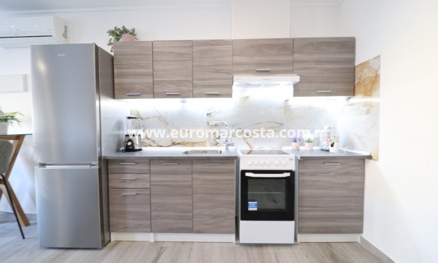 Sale - Townhouse - Torrevieja - TORREVIEJA